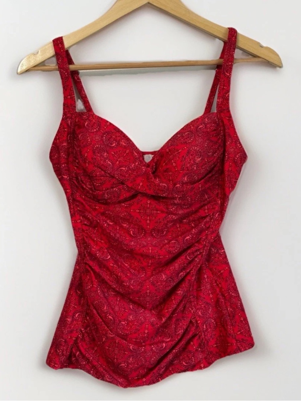 Coolibar UPF 50+ Womens Red Paisley Swim Top Size 10 Ruched Adjustable Shelf Bra